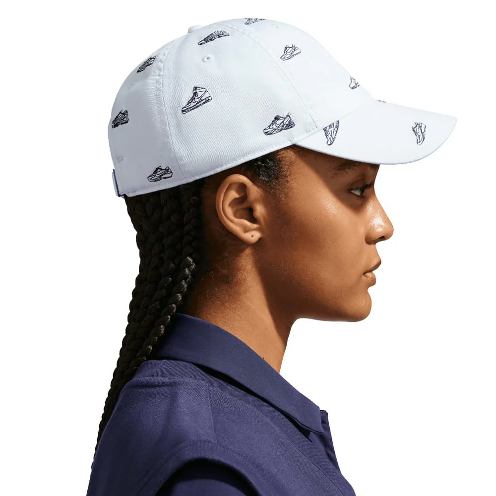 Nike Club Unstructured Golf Cap - Photon Dust/College Navy - Image 4