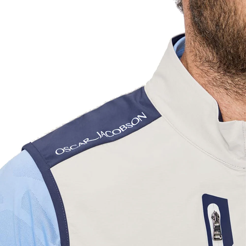 Oscar Jacobson Beatty Lightweight Gilet - Aluminium - Image 3