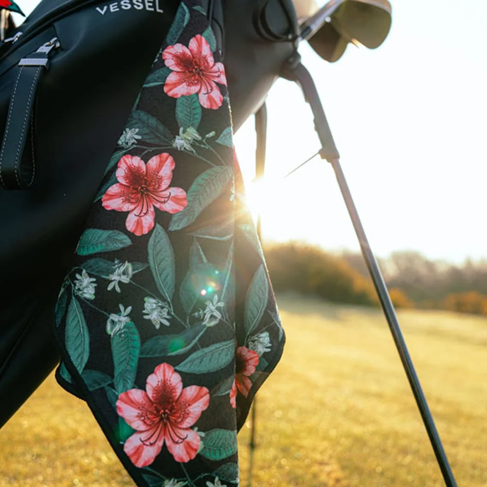 Skins Golf Azalea Towel - Image 4