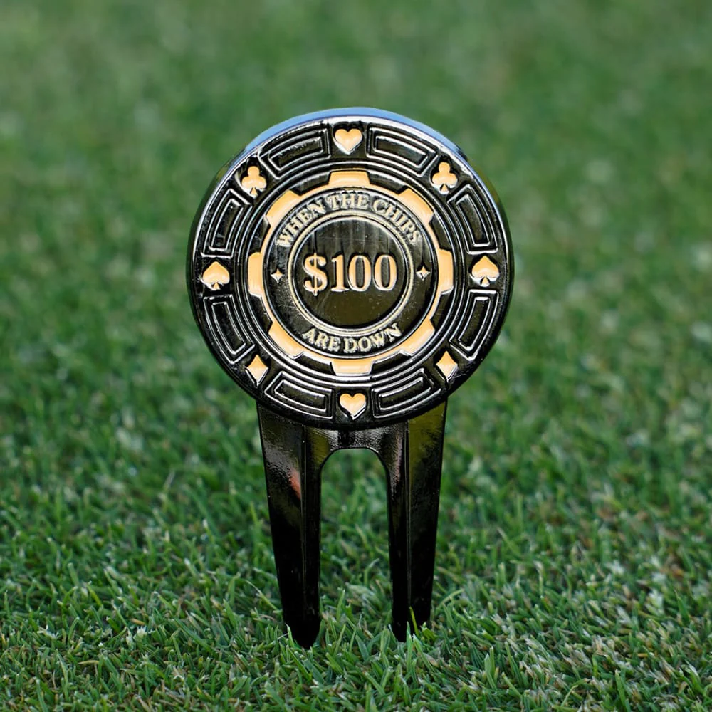 Skins Golf Poker Chip Pitch Mark Repairer - Image 2